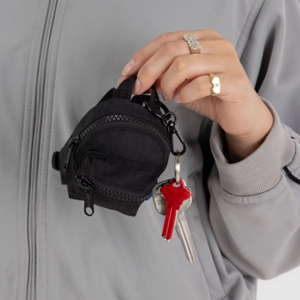 baggu backpack charm in black with keys attached