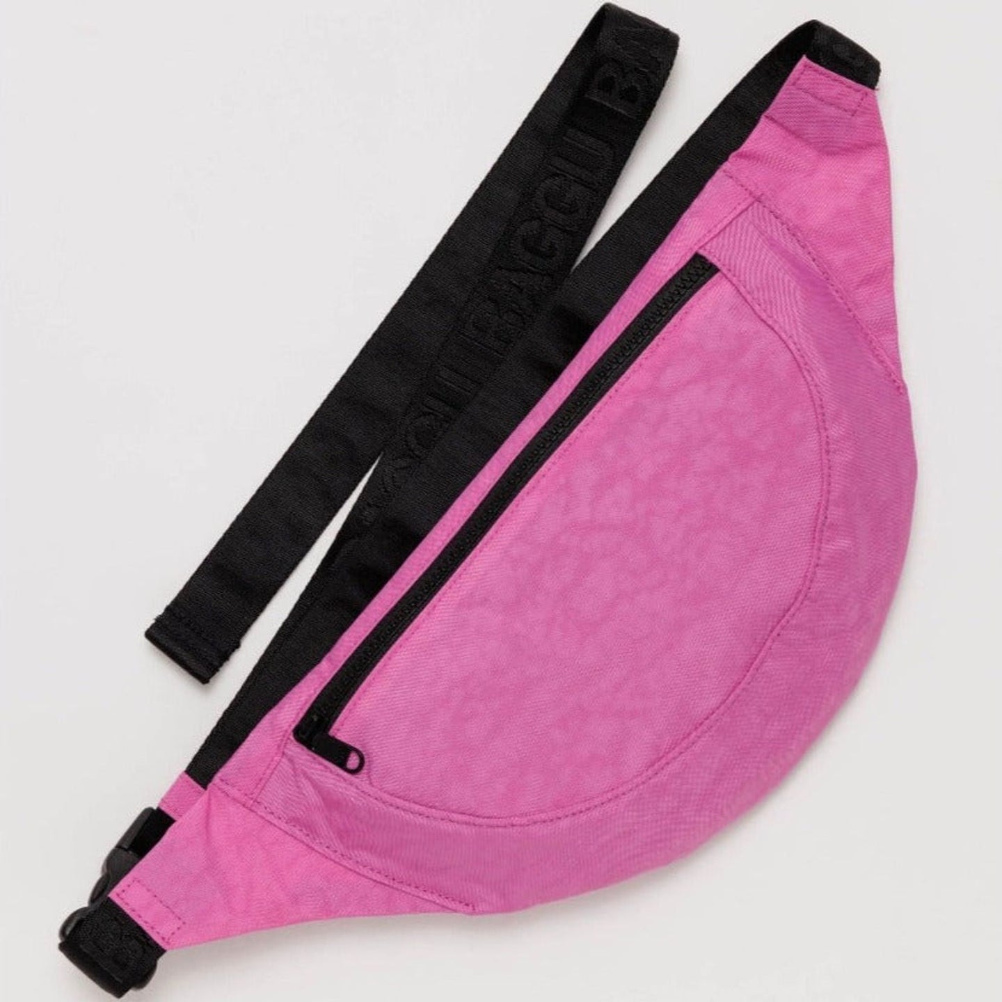 baggu crescent fanny pack in extra pink